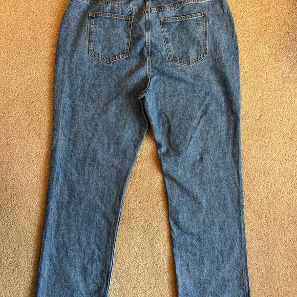 Fashion Nova Relaxed Fit Denim Jeans - Picture 4 of 4